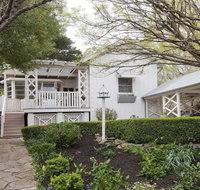 Hollyoak Cottage - delightful ducks and doileys - Accommodation Tasmania