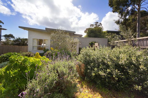 HOME SWEET HOME - MOUNT MARTHA - Accommodation Tasmania 1