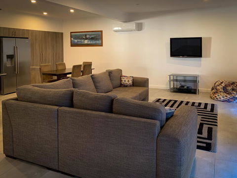 Hooterville - Accommodation Tasmania 3
