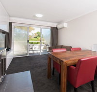 Horizons 518- Modern apartment on the Lake Jindabyne foreshore - Accommodation Tasmania