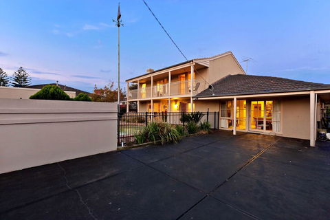 Isle Of Serenity - Accommodation Tasmania 3