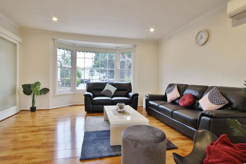 Ivy Units Glen Waverley - Accommodation Tasmania 3