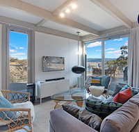 JINDY HOUSE BRAND NEW and STYLISH AMAZING VIEWS - Accommodation Tasmania