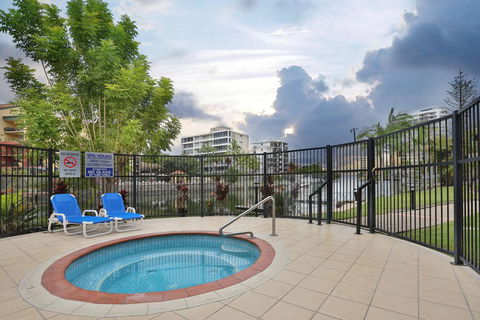 K Resort Surfers Paradise Apartments - Accommodation Tasmania 0
