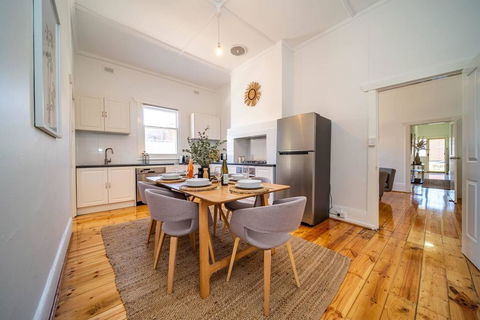 Kairos In Keswick-Wifi - Netflix - Nespresso - Accommodation Tasmania 3