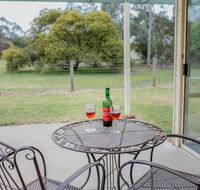 Karinya Cottage - Pet friendly country retreat - Accommodation Tasmania