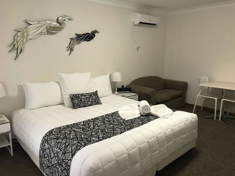 Karuah Motor Inn - Accommodation Tasmania 1