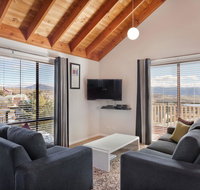 Kestrels Rest 2/116 Gippsland Street - Accommodation Tasmania