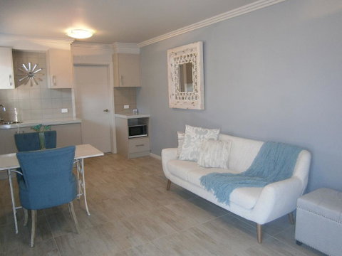 Kindred Studio Apartments - Accommodation Tasmania 0