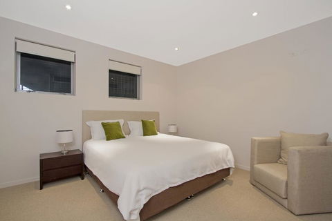 KINGSCLIFF OCEAN VIEW TERRACE BY THE FIGTREE 5 - Accommodation Tasmania 3
