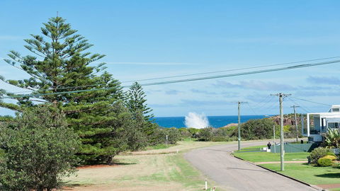 Kingsley Beach House - Boat Harbour - Accommodation Tasmania 3