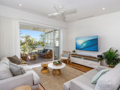 KINGY BEACH HOUSE @ 162 - Accommodation Tasmania 0