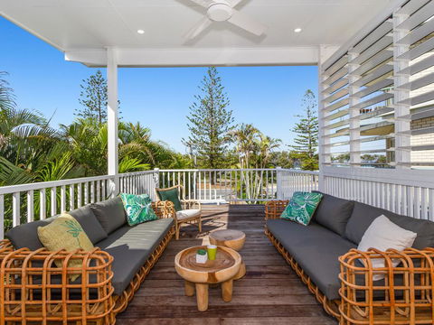 KINGY BEACH HOUSE @ 162 - Accommodation Tasmania 2