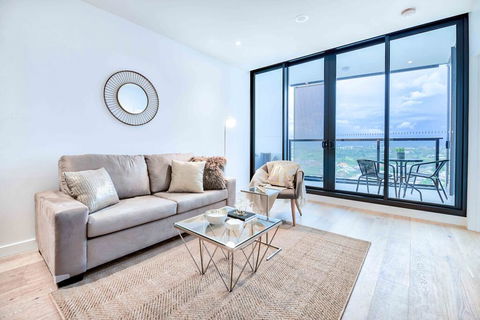 KOZYGURU FORTITUDE VALLEY HIGH LEVEL 2 BED APT + FREE PARKING QFV179-2612 - Accommodation Tasmania 0