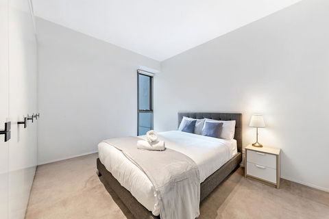 KOZYGURU HAYMARKET SYDNEY CITY VIEW 2 BED STUNNING APT NHA178-1206 - Accommodation Tasmania 2