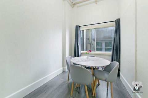 KOZYGURU Kings Cross SKY GARDEN Studio CBD - Accommodation Tasmania 3