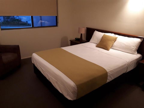 L'Amor Holiday Apartments - Accommodation Tasmania 1