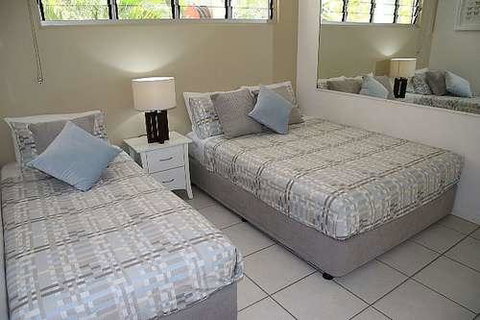 Lagoon 005 - Accommodation Tasmania 2