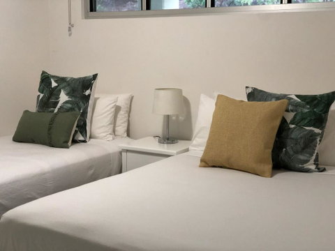 Lagoon 202 - Accommodation Tasmania 2