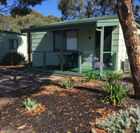 Lake Albert Caravan Park - Accommodation Tasmania