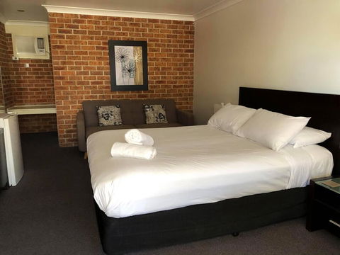 Lake Macquarie Motor Inn - Accommodation Tasmania 0