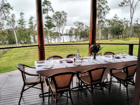 Lake Tinaroo Waterfrontage - Accommodation Tasmania 1