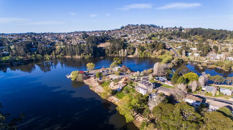 Lakes Edge - Accommodation Tasmania 1