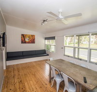 Lakeside Cabins  Holiday Village - Accommodation Tasmania