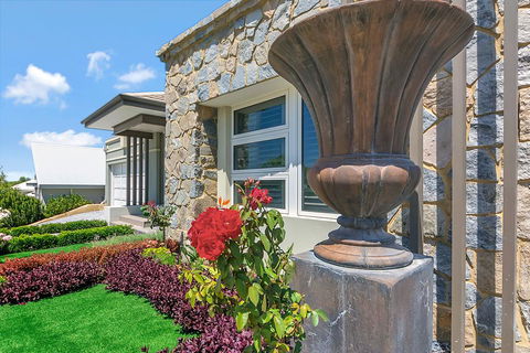 Lavender Manor BnB - Accommodation Tasmania 0