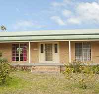 Life of Riley and Darcey - ideal for pets - Accommodation Tasmania