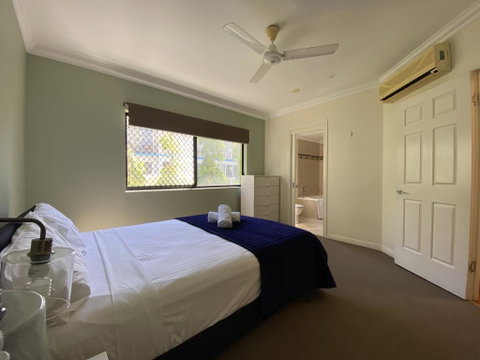 Lighthouse Apartments On The Strand - Accommodation Tasmania 1