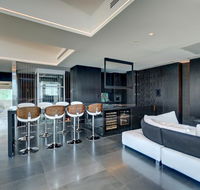 Luxe Haus - Accommodation Tasmania