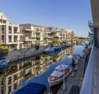Luxurious Mandurah Marina Apartment - Accommodation Tasmania