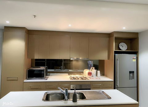 Luxury Apartment With Views - Accommodation Tasmania 2