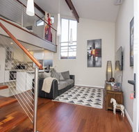 Luxury Executive Apartment - Accommodation Tasmania