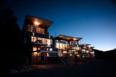 Luxury Scandinavian Townhouse - Accommodation Tasmania 0