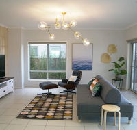 Luxury Waterfront Villa in Sanctuary Lakes - Accommodation Tasmania