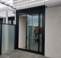 M city self contained Apartment - Accommodation Tasmania