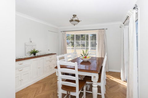 Macleay Street 23, Narrawallee - Accommodation Tasmania 3