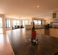 Madora Bay Beach House - Accommodation Tasmania