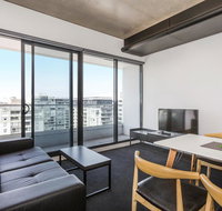 Magnificent Apartment with Spa in Melb - Accommodation Tasmania