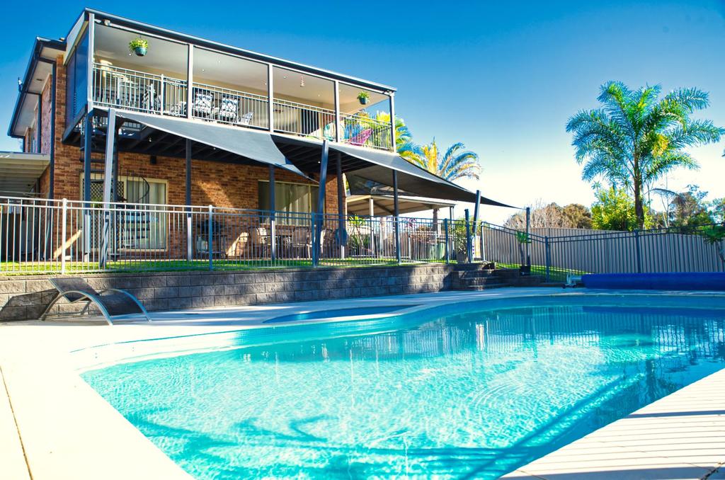 Ourimbah NSW Accommodation Tasmania