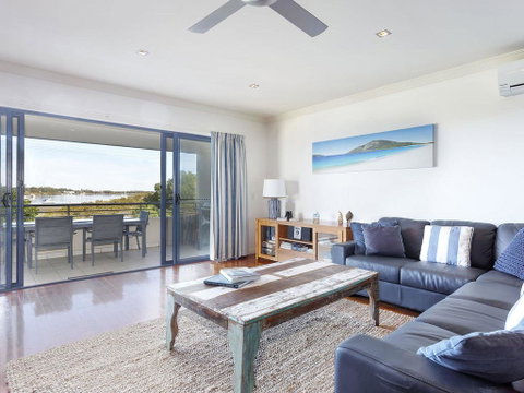 Magnificent Views - Mariners Mark - Accommodation Tasmania 0
