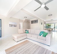 Magnolias  Fingal Bay - Accommodation Tasmania