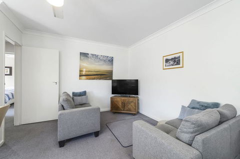 Maliblue, 5/1 Main Street, Crescent Head - Accommodation Tasmania 0