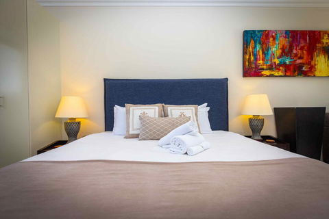 Mandalay Villas - Villa 1 - Accommodation Tasmania 2