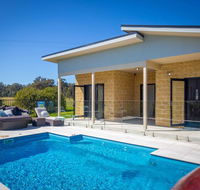 Mandalay Villas - Villa 2 - Accommodation Tasmania