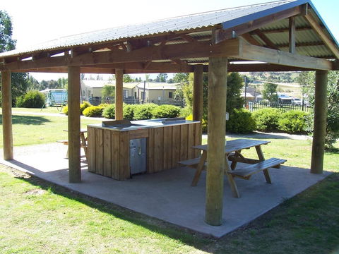Mansfield Holiday Park - Accommodation Tasmania 2