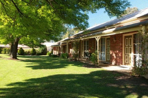 Mansfield Valley Motor Inn - Accommodation Tasmania 0