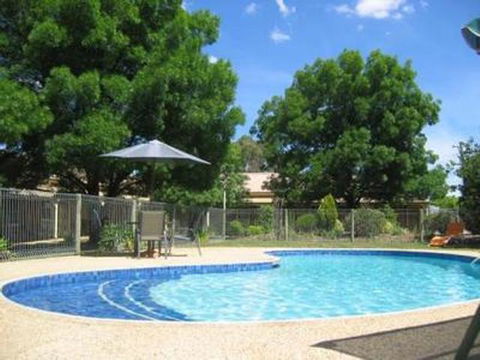 Mansfield Valley Motor Inn - Accommodation Tasmania 2
